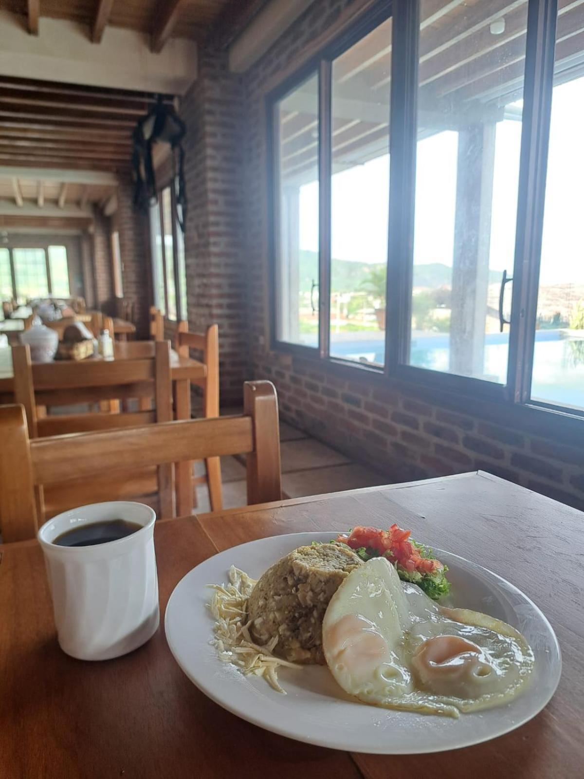 ホテル Casa Albura Puerto López エクステリア 写真